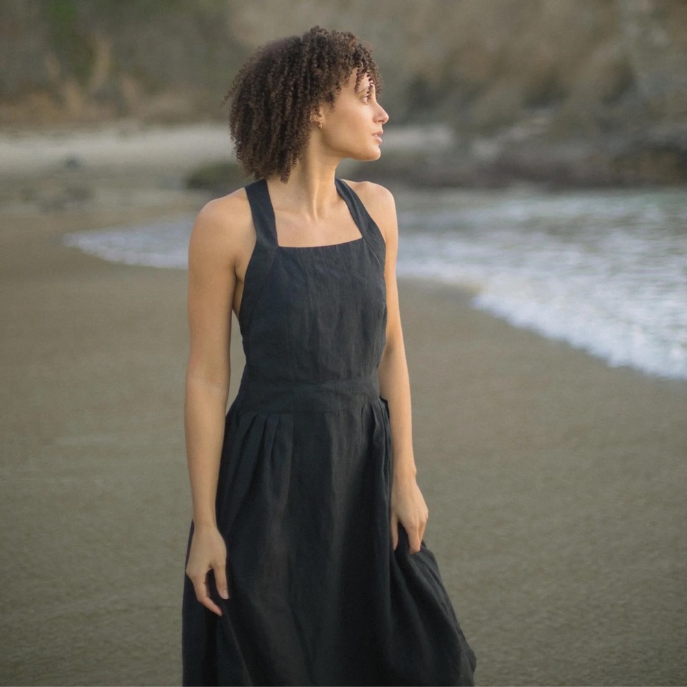 Wilder Women’s Small 100% Linen Elegant Black Halter Dress